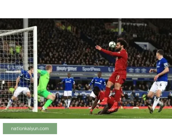 埃弗顿锋线状态回暖，近期表现稳健引发关注